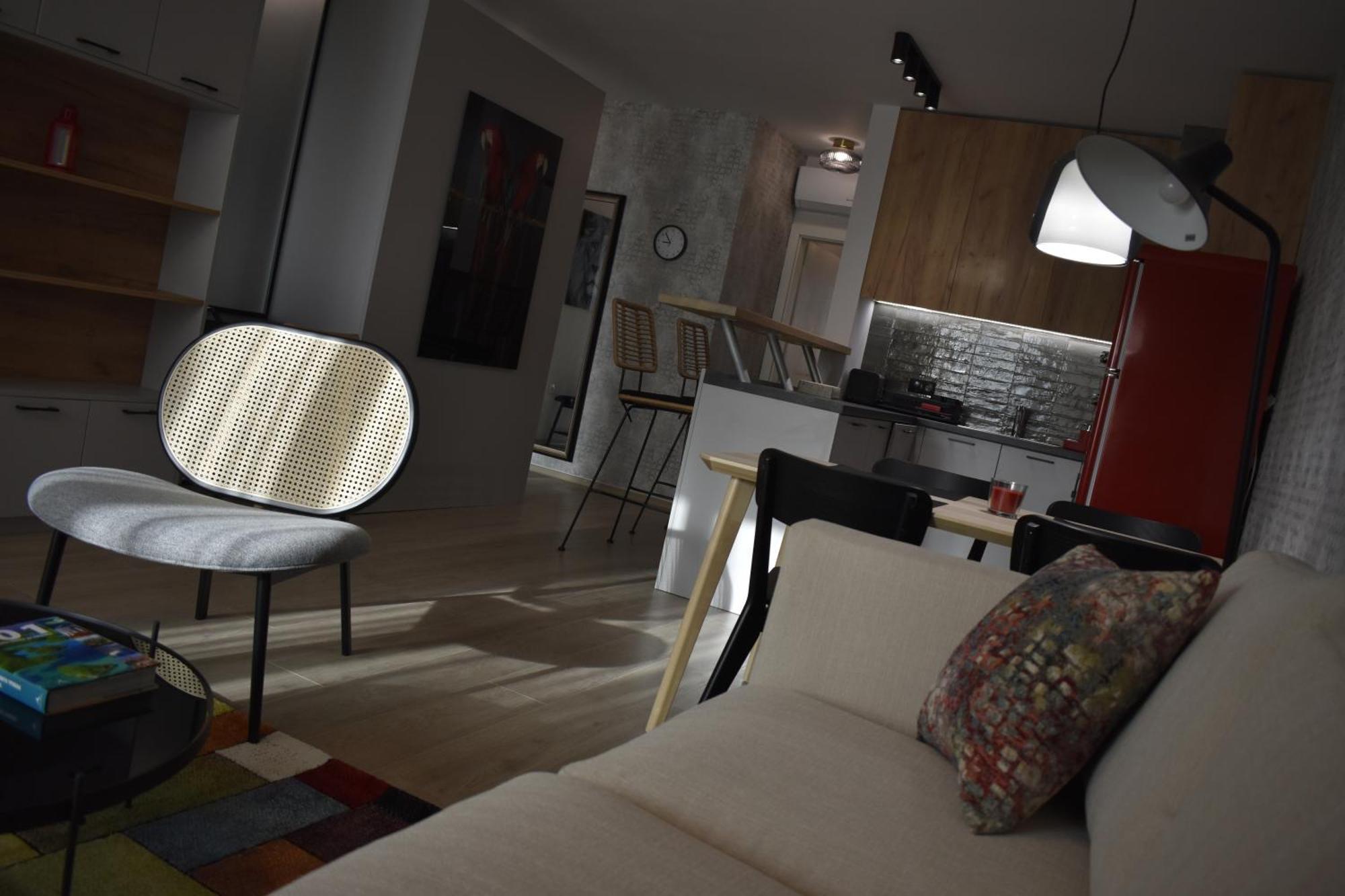 Vienna A Lovely Two Bedrooms With Parking Apartment *