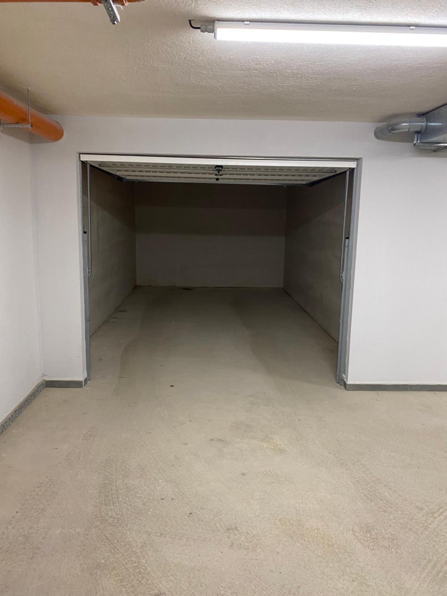 Vienna A Lovely Two Bedrooms With Parking Apartment *